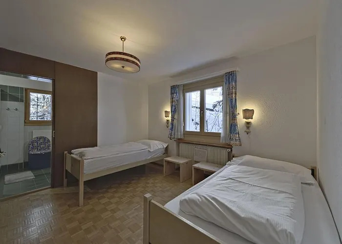 Apartment Chesa Chavriol - *