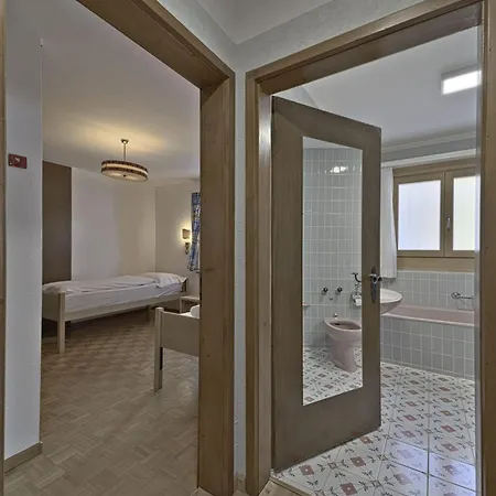 Chesa Chavriol - サメーダン